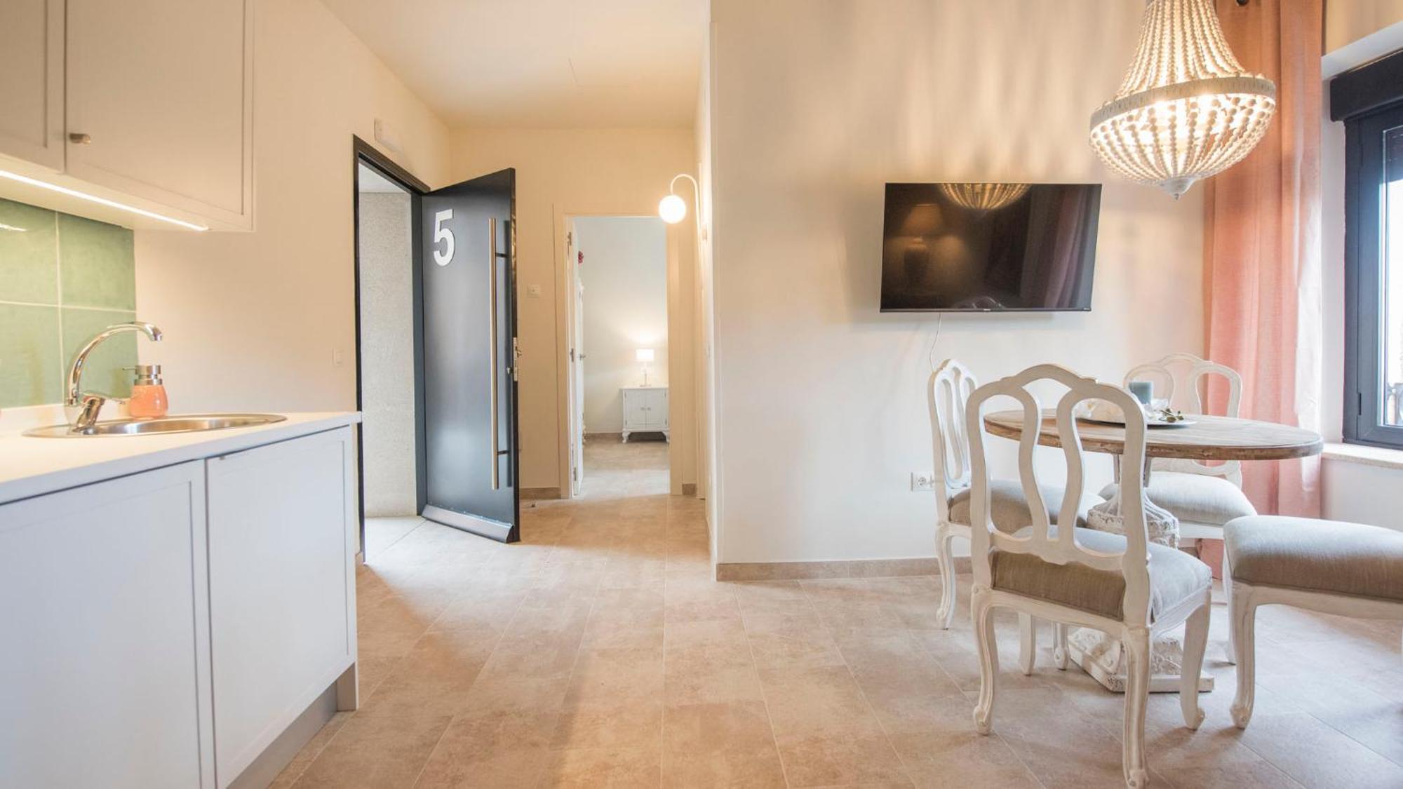 Florinda De La Cava - 5 * Toledo